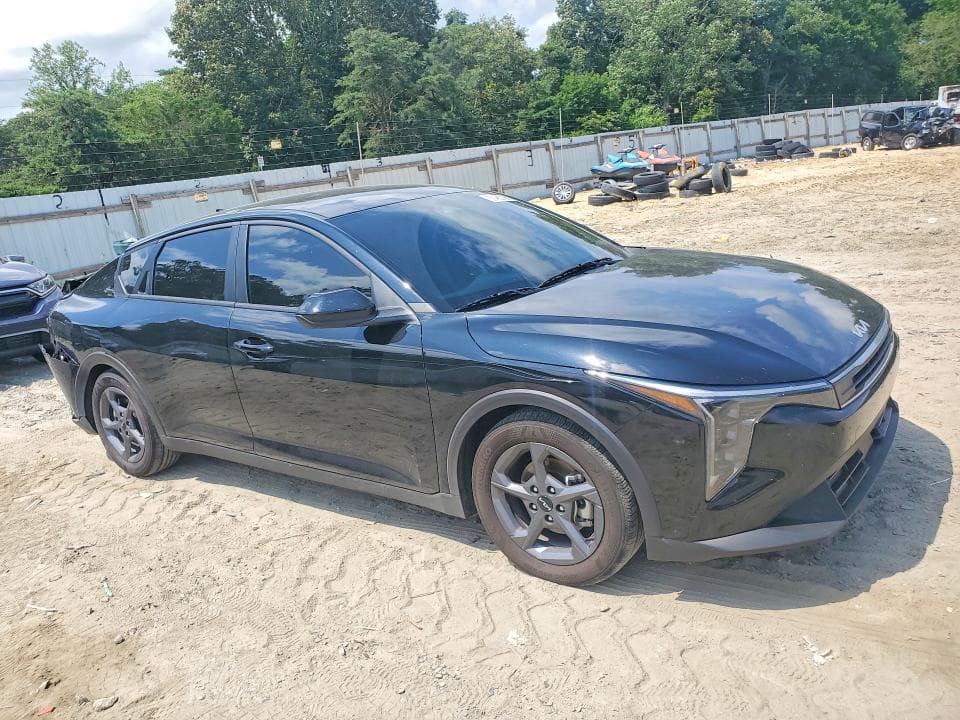 2026 KIA K4 LXS 4