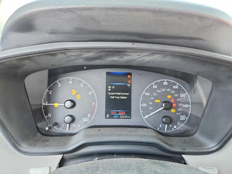 2024 TOYOTA COROLLA CROSS L L 9
