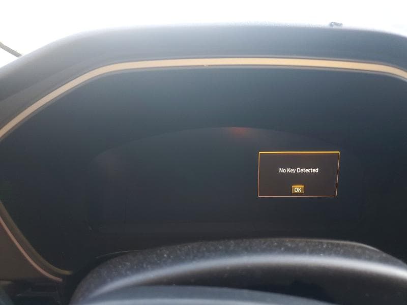 2020 FORD ESCAPE SE 9