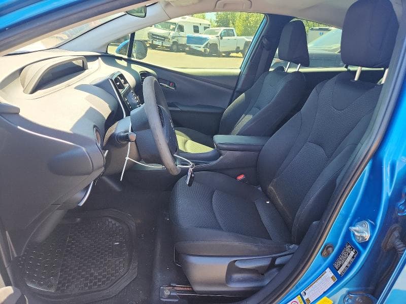 2020 TOYOTA PRIUS LE 7