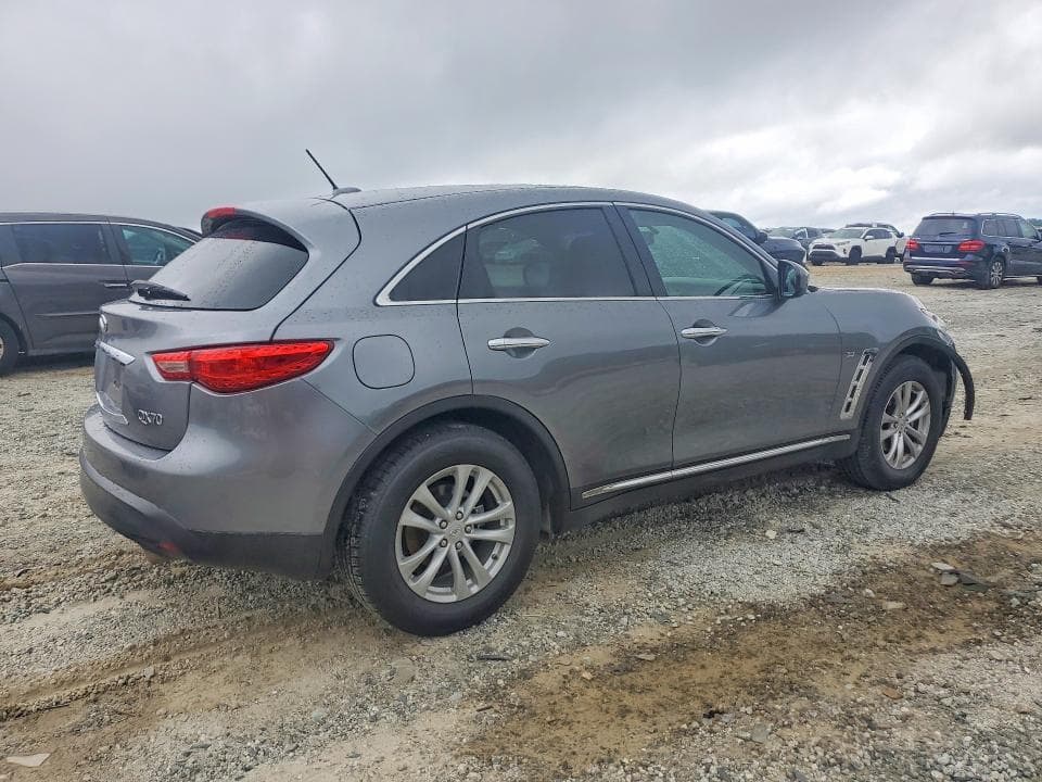 2017 INFINITI QX70 BASE 3