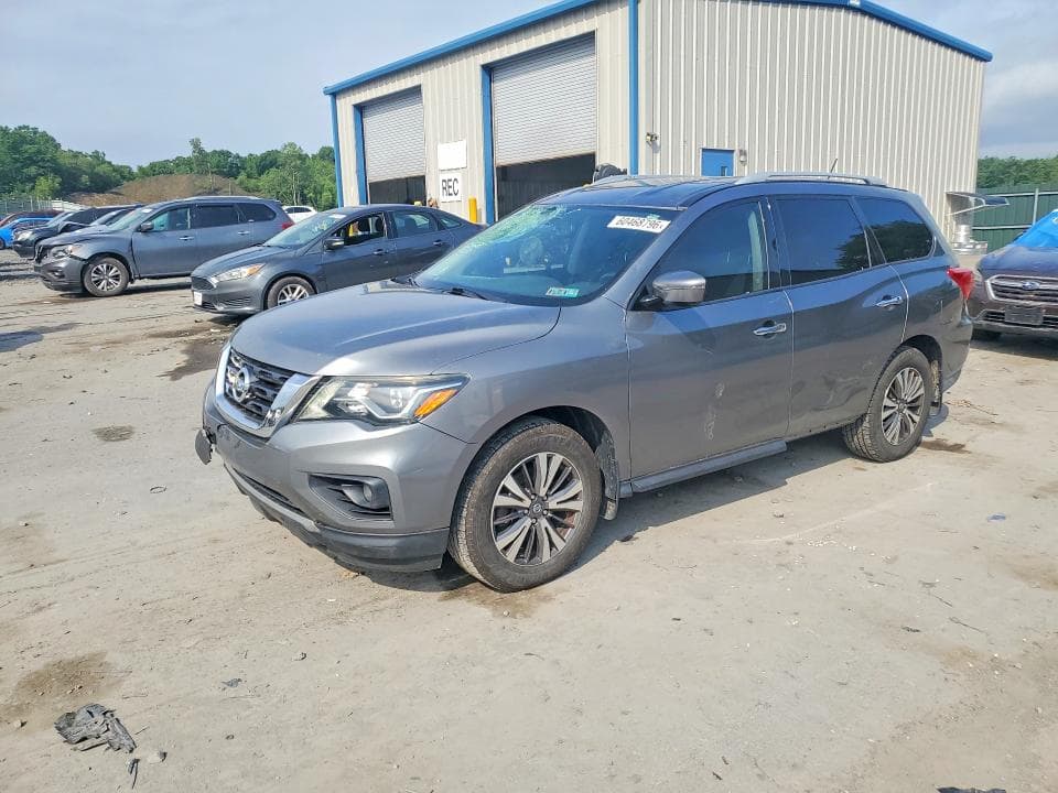 2017 NISSAN PATHFINDER SV 1