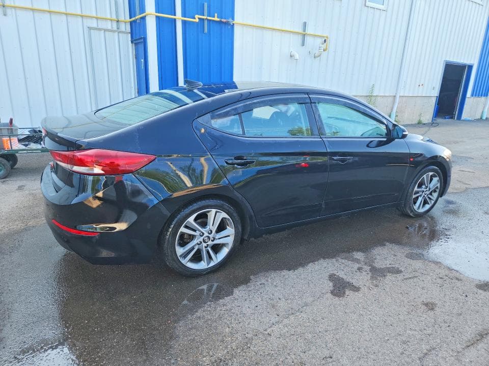 2017 HYUNDAI ELANTRA SE 3