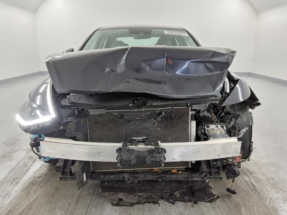 2020 HYUNDAI SONATA SE 5