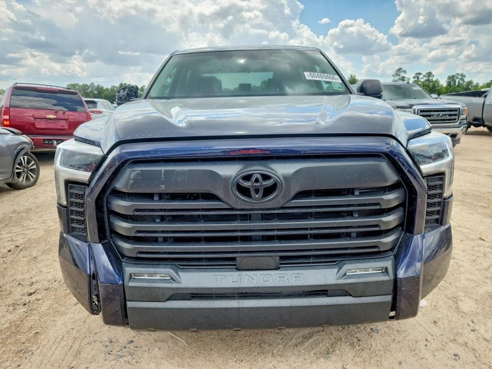2022 TOYOTA TUNDRA SR5 5