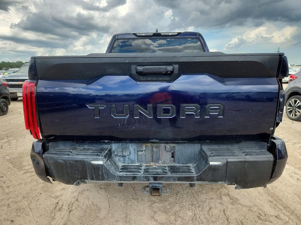 2022 TOYOTA TUNDRA SR5 6