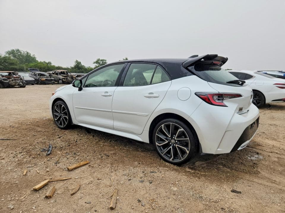 2022 TOYOTA COROLLA XSE 2