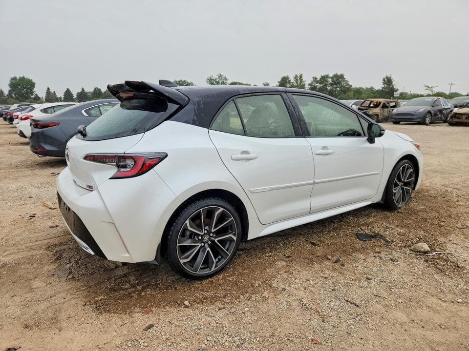 2022 TOYOTA COROLLA XSE 3