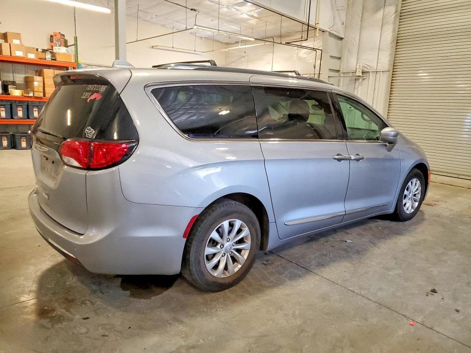 2018 CHRYSLER PACIFICA TOURING L TOURING L 3