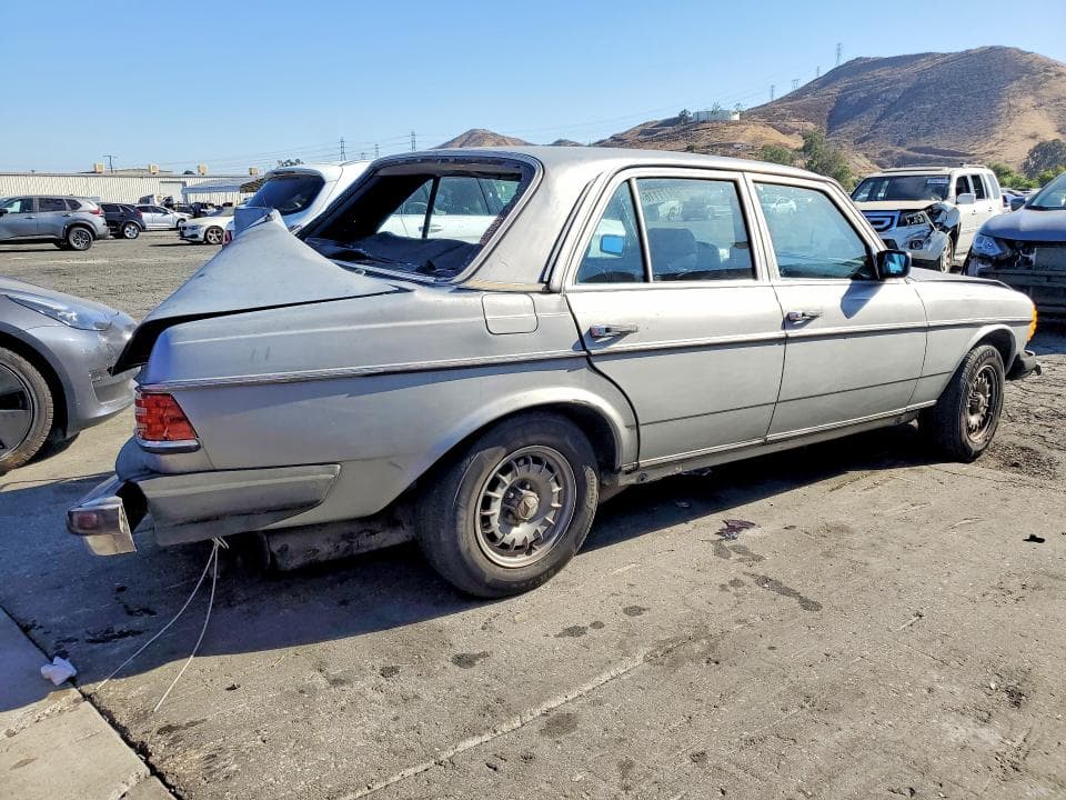 1984 MERCEDES-BENZ 300 DT 3