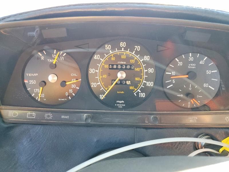 1984 MERCEDES-BENZ 300 DT 9