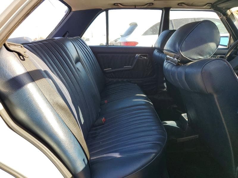 1984 MERCEDES-BENZ 300 DT 10