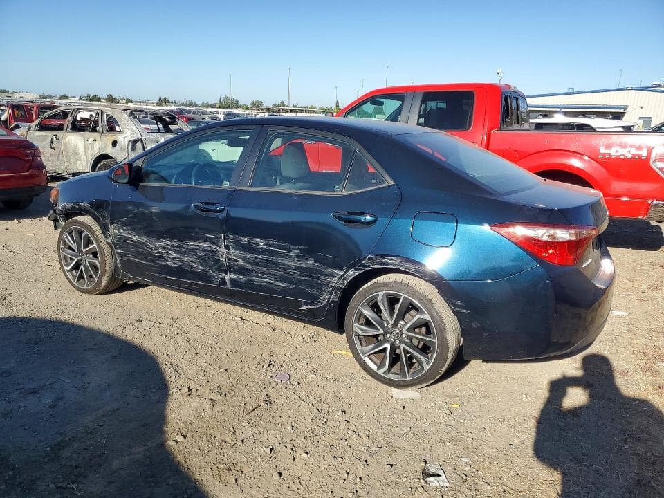 2017 TOYOTA COROLLA LE 2
