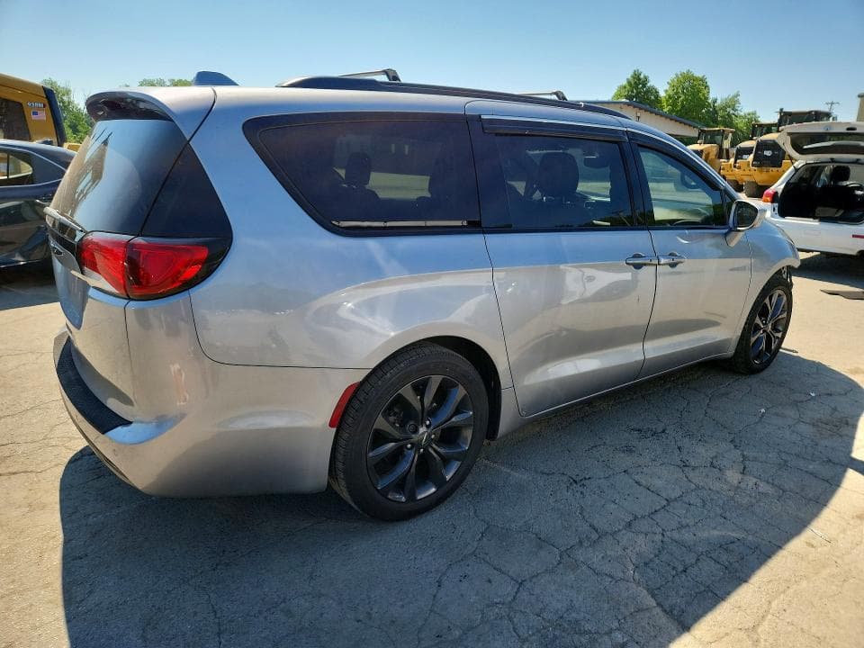 2018 CHRYSLER PACIFICA TOURING L PLUS 3