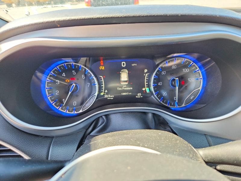 2018 CHRYSLER PACIFICA TOURING L PLUS 9