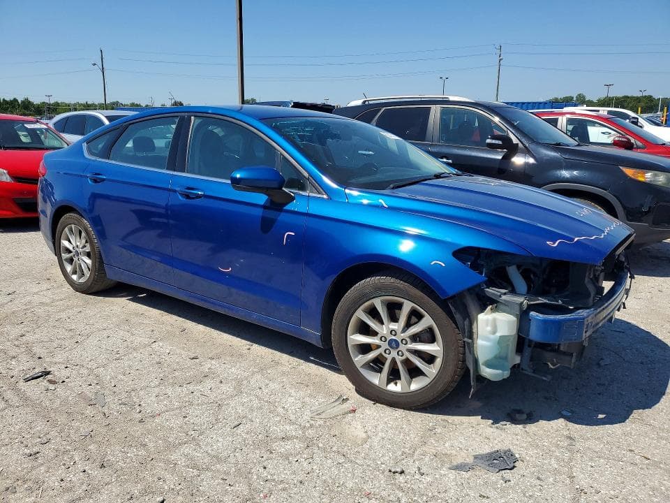 2017 FORD FUSION SE 4