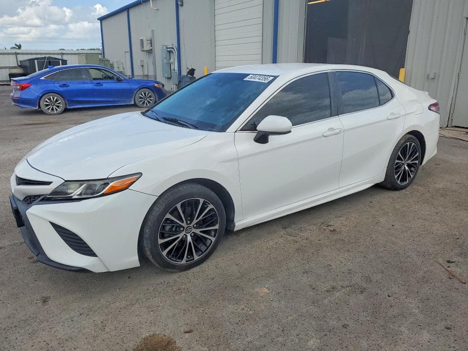 2018 TOYOTA CAMRY SE SE - 1