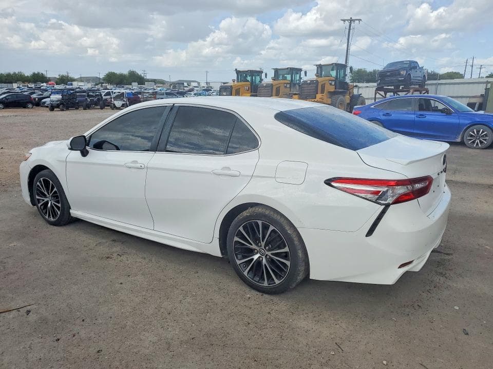 2018 TOYOTA CAMRY SE SE 2