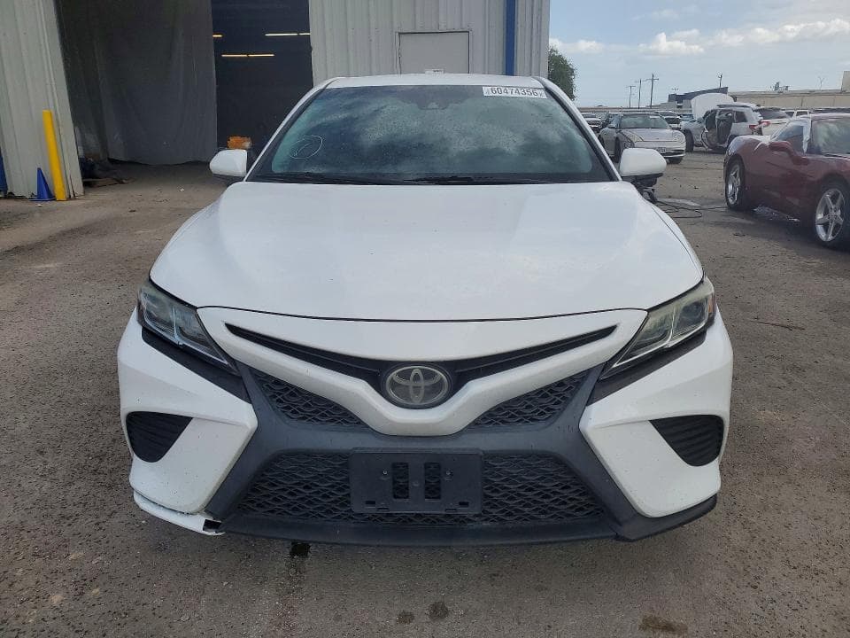 2018 TOYOTA CAMRY SE SE 5