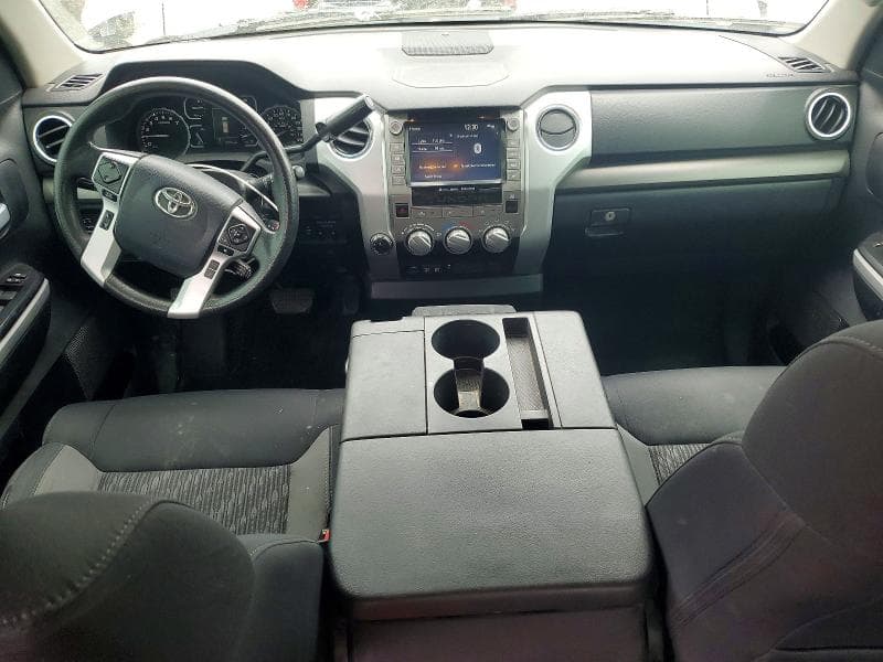 2020 TOYOTA TUNDRA SR5 SR5 8