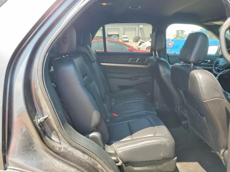 2019 FORD EXPLORER XLT 11