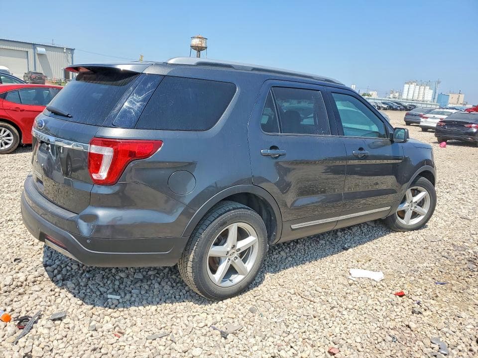 2019 FORD EXPLORER XLT 3