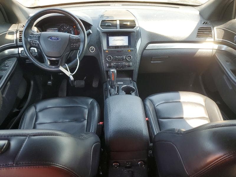 2019 FORD EXPLORER XLT 8