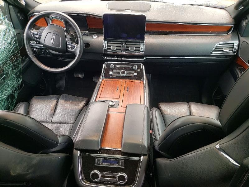 2019 LINCOLN NAVIGATOR L RESERVE 8