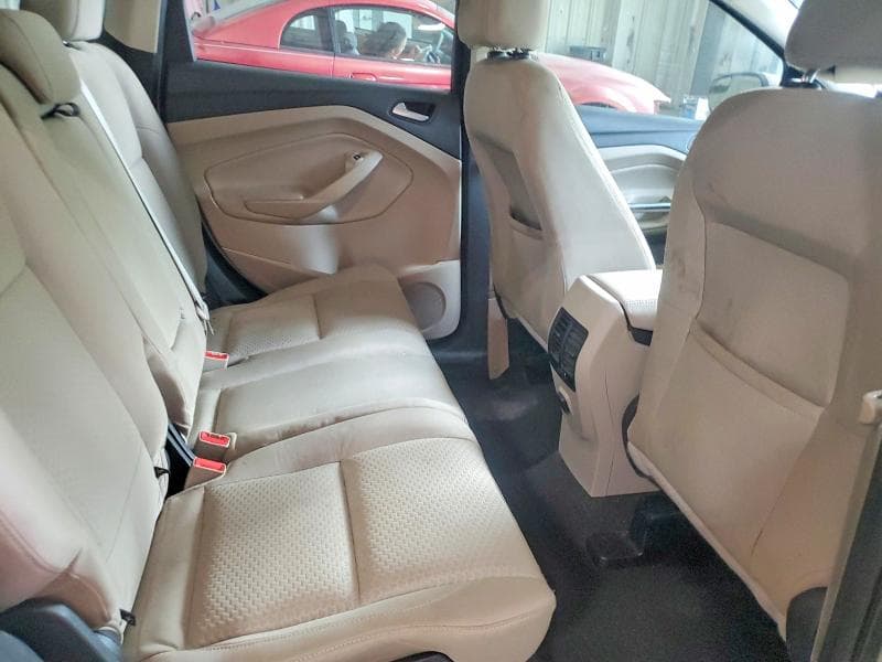 2017 FORD ESCAPE SE 11