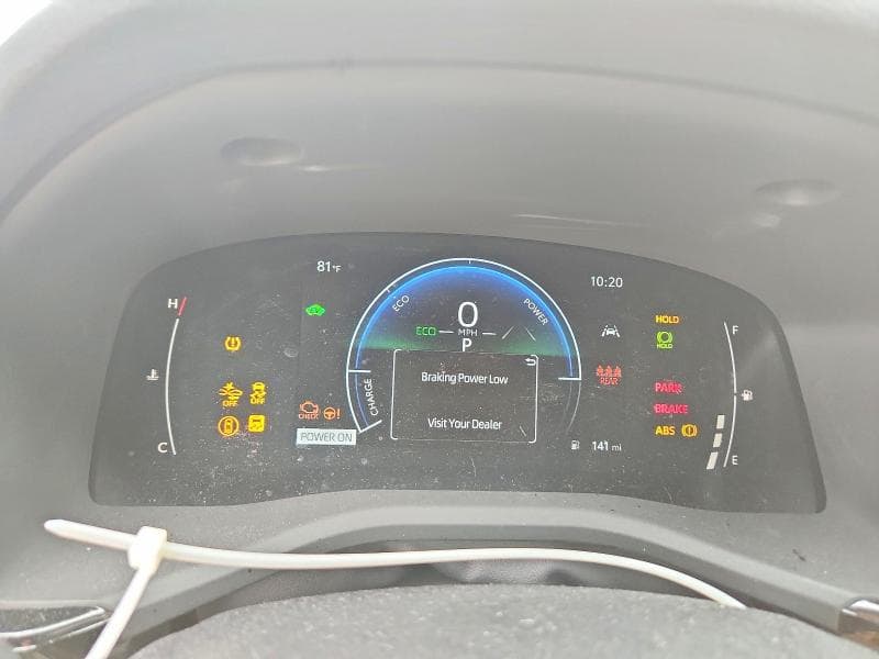 2025 TOYOTA CAMRY LE 9