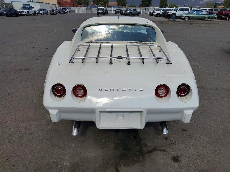 1975 CHEVROLET CORVETTE 6