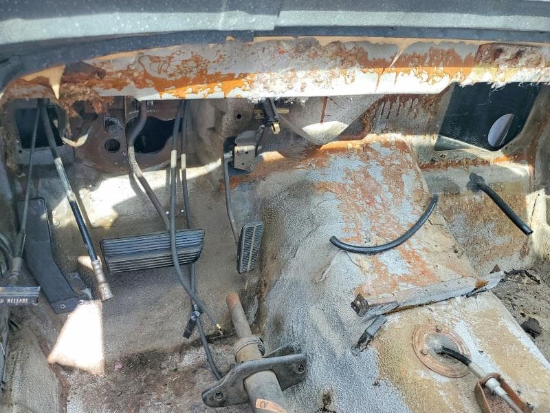 1975 CHEVROLET CORVETTE 9