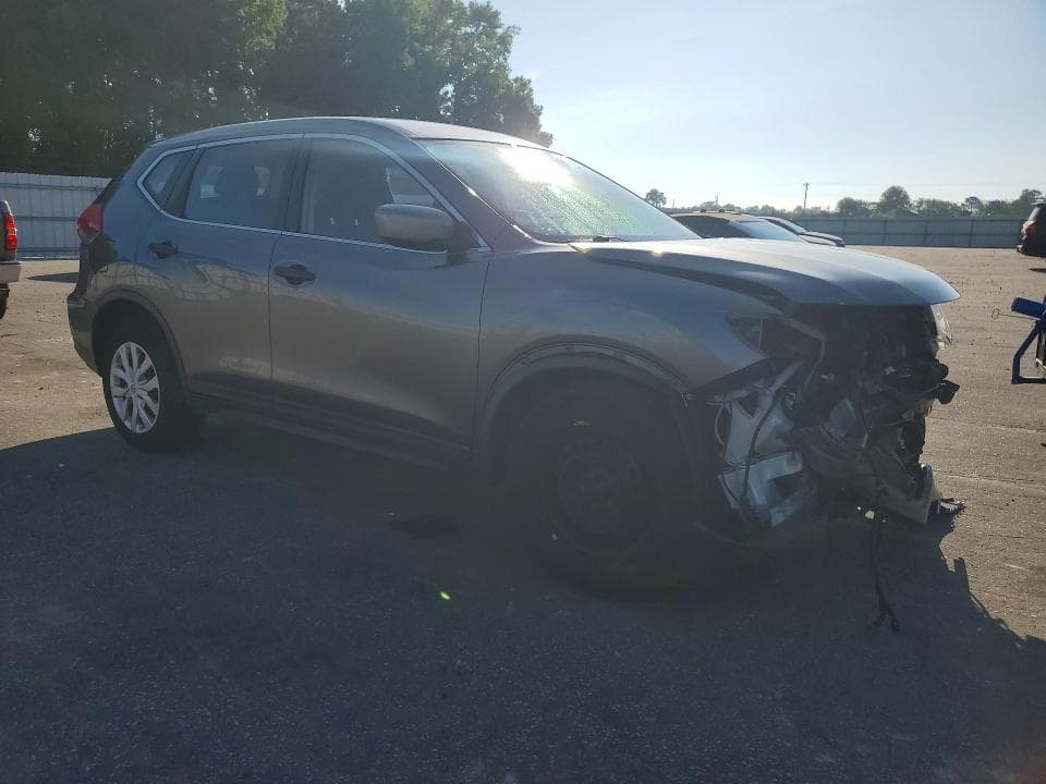 2017 NISSAN ROGUE S 4