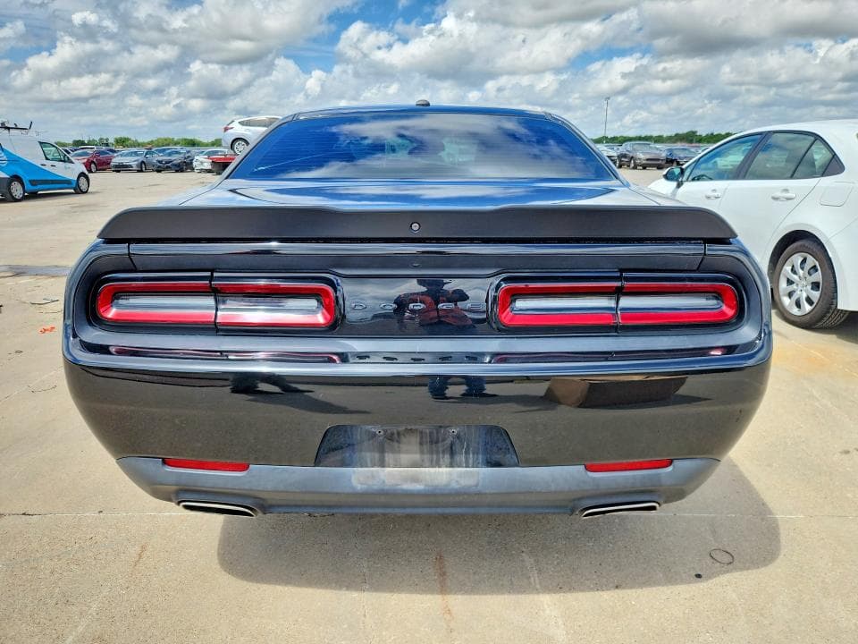 2021 DODGE CHALLENGER SXT 6