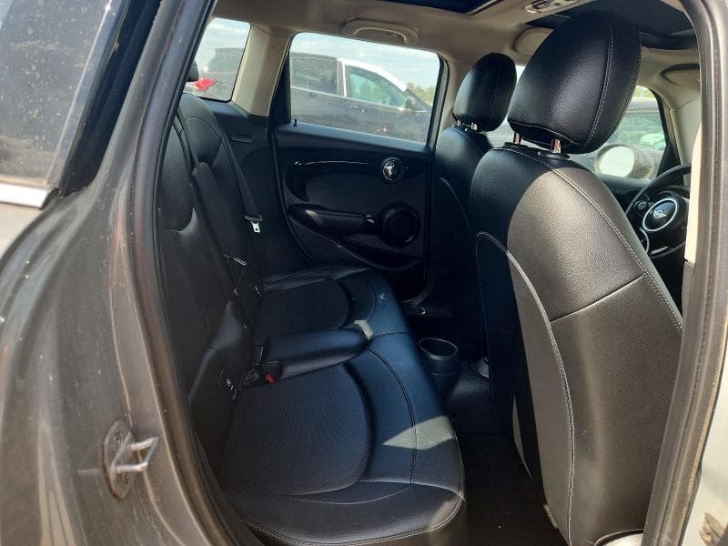 2019 MINI COOPER 11