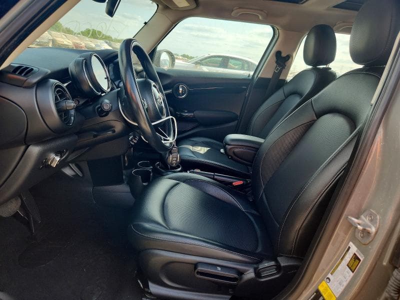 2019 MINI COOPER 7