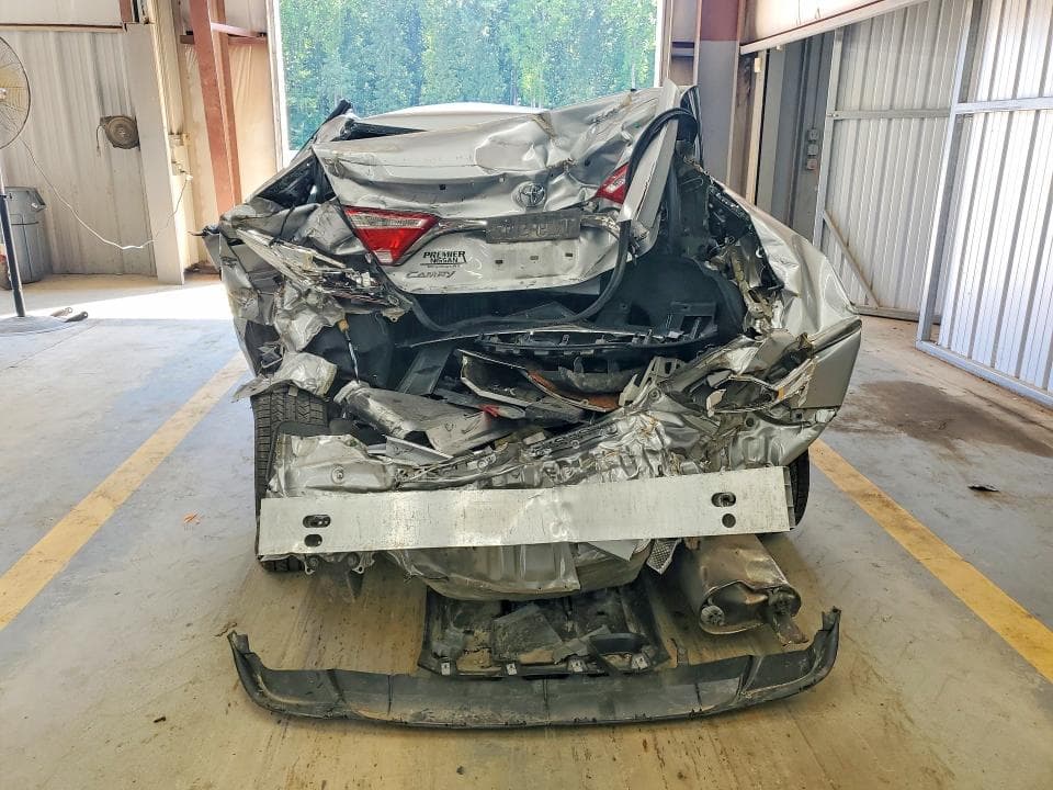 2017 TOYOTA CAMRY SE SE 6