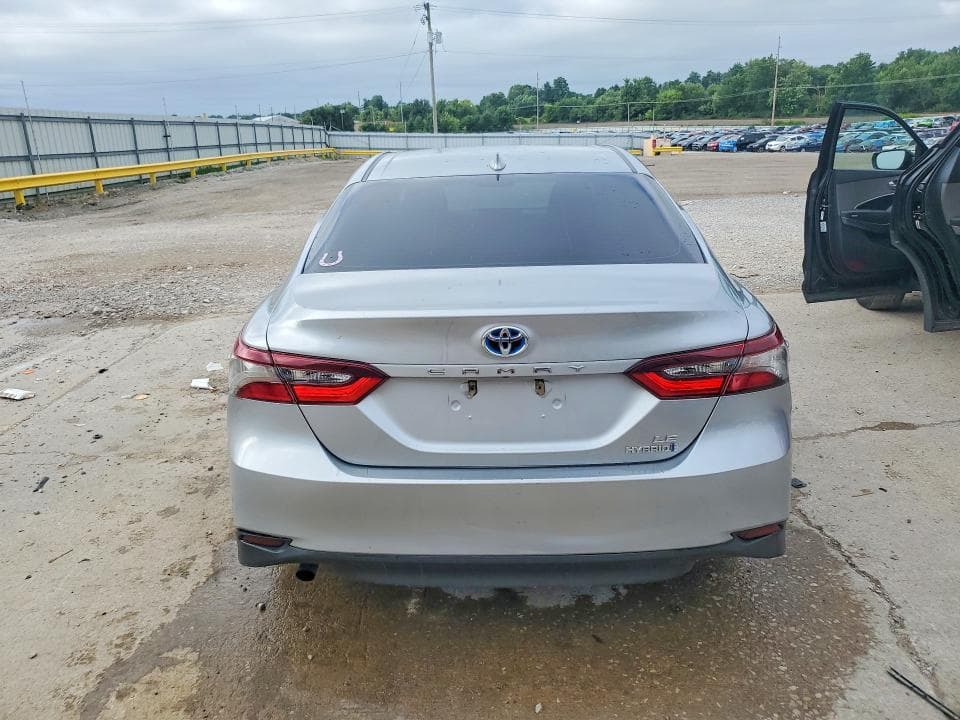 2021 TOYOTA CAMRY LE 6