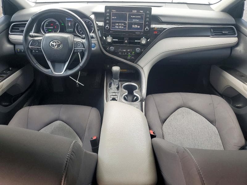 2021 TOYOTA CAMRY LE 8