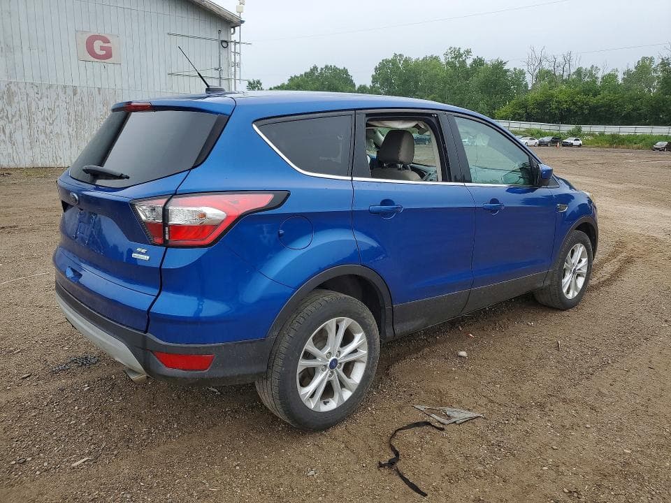 2017 FORD ESCAPE SE 3