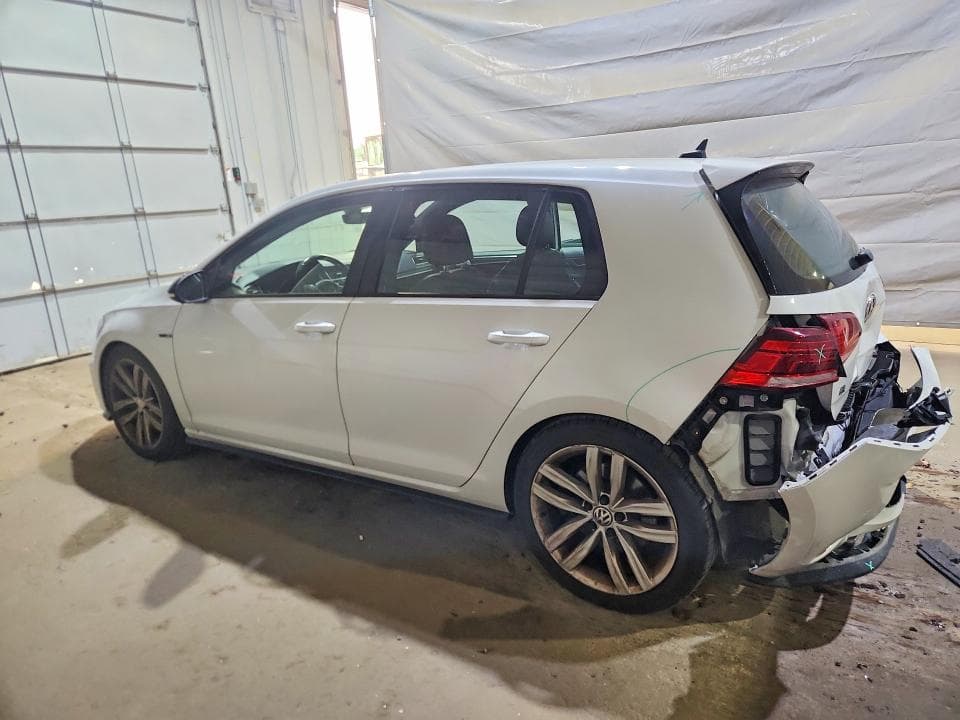 2018 VOLKSWAGEN GOLF R 2