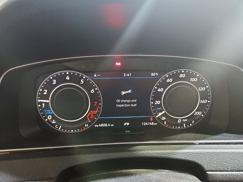 2018 VOLKSWAGEN GOLF R 9