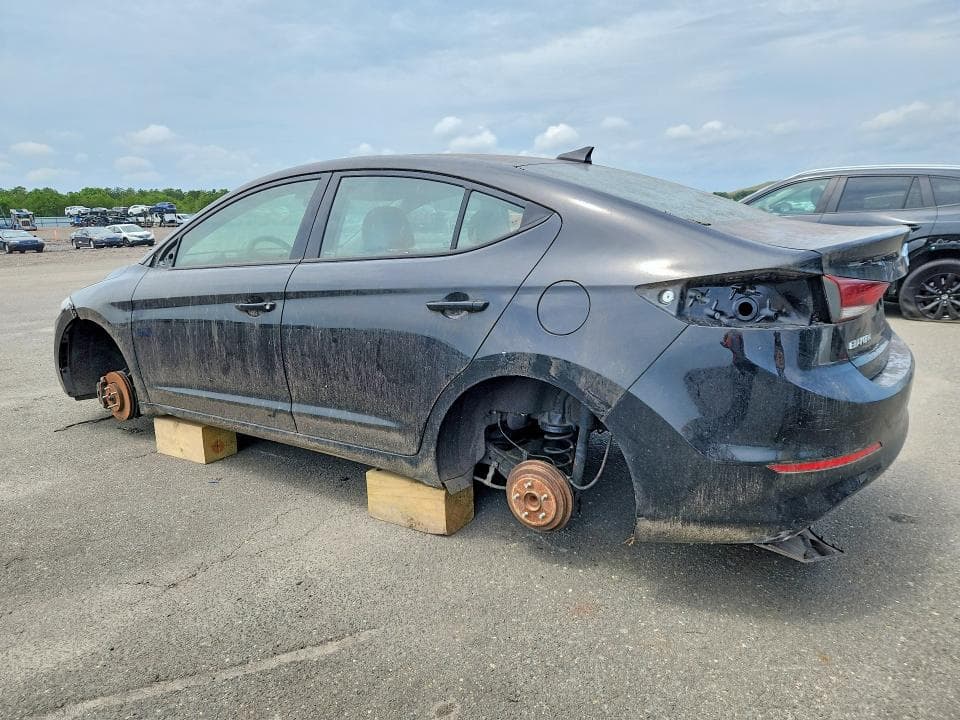 2017 HYUNDAI ELANTRA SE 2