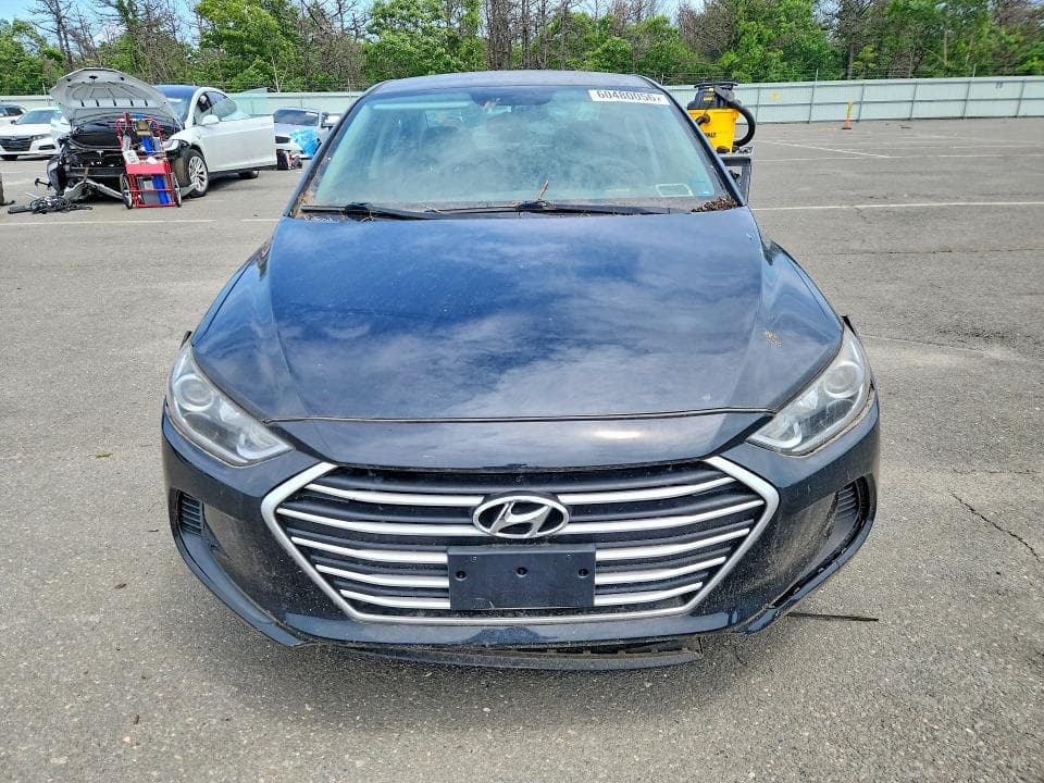 2017 HYUNDAI ELANTRA SE 5