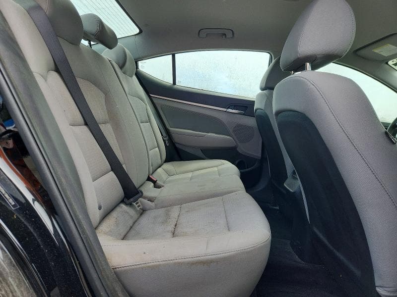 2017 HYUNDAI ELANTRA SE 10