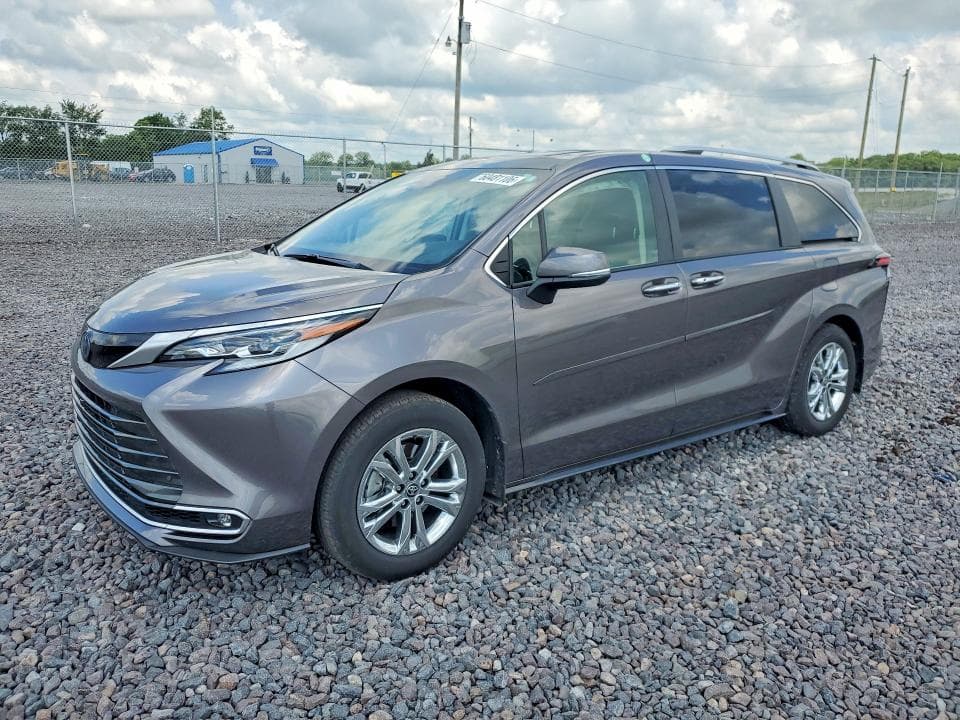 2023 TOYOTA SIENNA PLATINUM 7-PASSENGER - 1