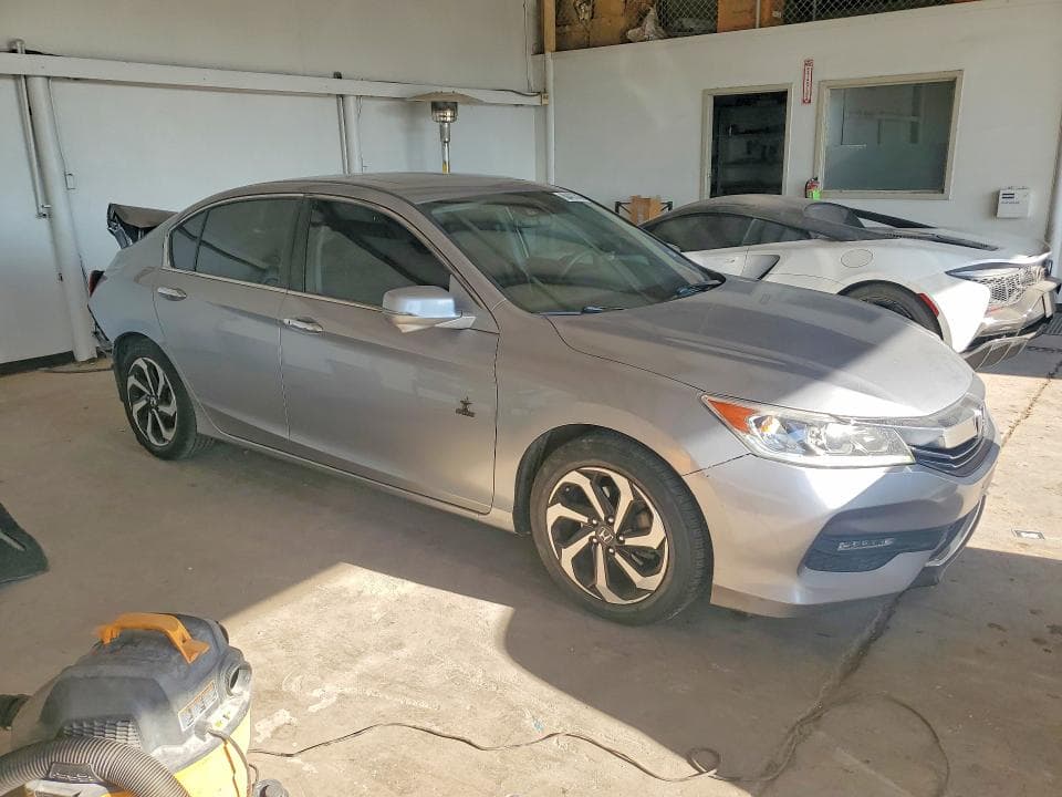 2017 HONDA ACCORD EX EX 4