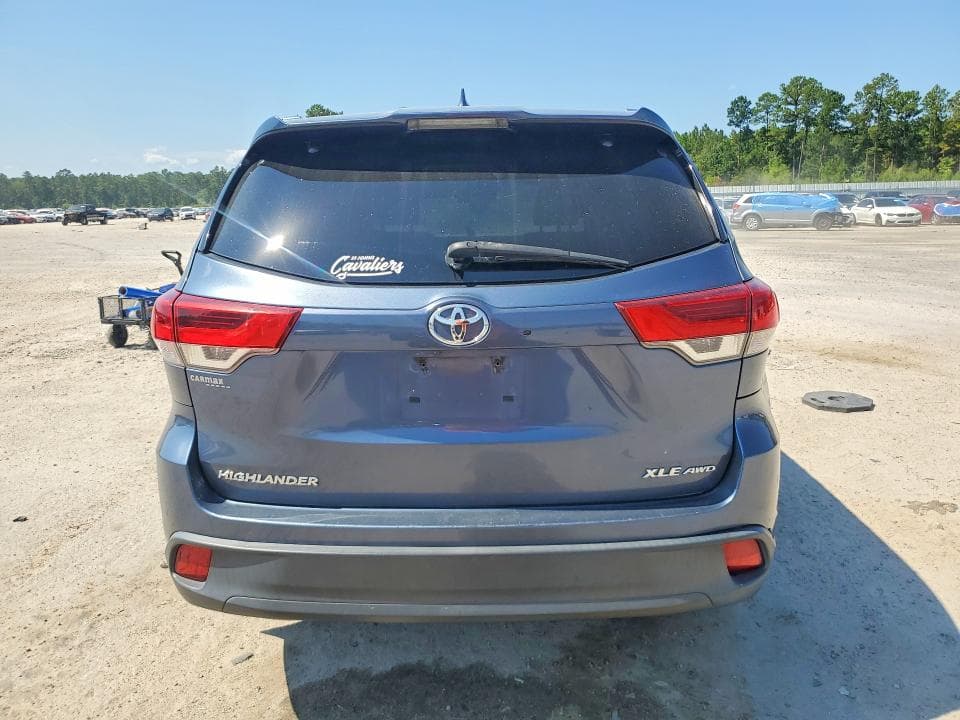 2019 TOYOTA HIGHLANDER XLE 6