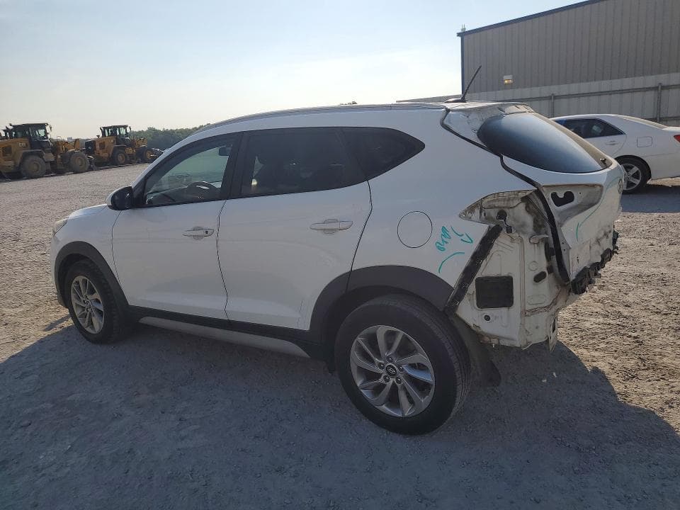 2017 HYUNDAI TUCSON SE 2