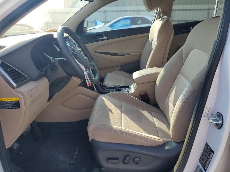 2017 HYUNDAI TUCSON SE 7